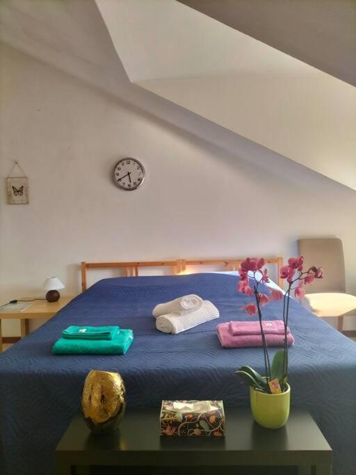 La Casa Di Marta - Ampia Ed Accogliente Mansarda In Piazza Statuto Turim Exterior foto