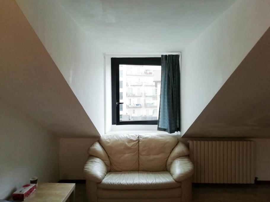 La Casa Di Marta - Ampia Ed Accogliente Mansarda In Piazza Statuto Turim Exterior foto